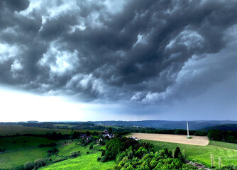 Gewitterstimmung im Bergischen Land
