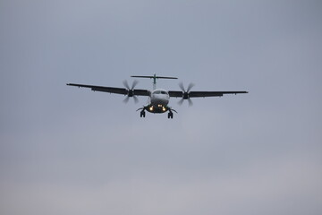 Plane is landing.