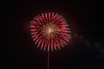 職人が作る花火