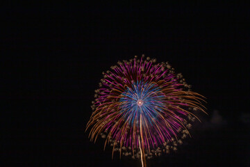 職人が作る花火