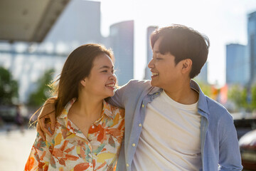 Fototapeta premium Happy young couple on city street&nbsp; 
