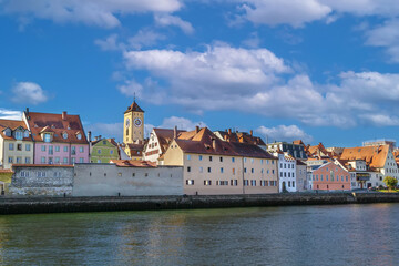 Obraz premium View of Regensburg from Danube river, Germany