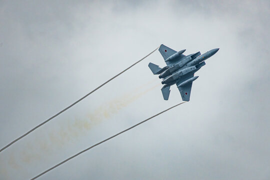 飛行する戦闘機　F-15J　自衛隊/fighter Air Force 