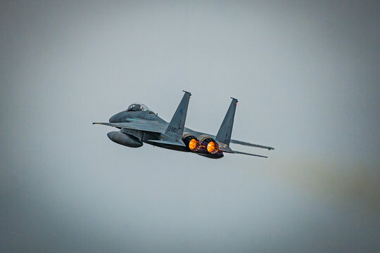 飛行する戦闘機　F-15J　自衛隊/Fighter Air Force 