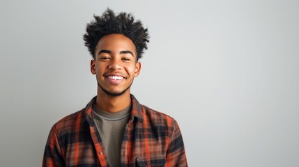 Obraz premium a young man with a warm smile standing