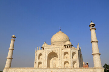 Fototapeta premium Taj Mahal - marble mausoleum in Agra, India, one of of the New 7 Wonders of the World.