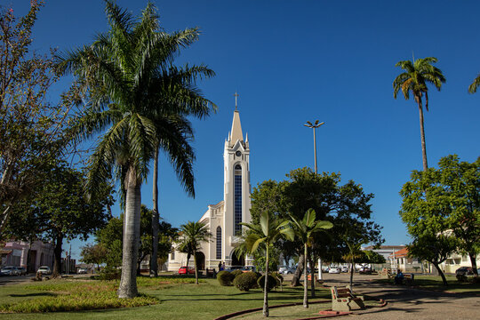 Pra&ccedil;a da Igreja Matriz, cidade de Patrocinio Minas Gerais, Centro, triangulo Mineiro. 23 de maio de 2024.