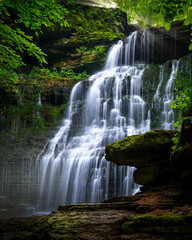 Fototapeta premium Machine Falls First Light Cascades