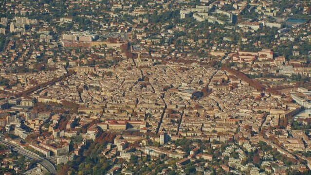 vue aerienne d'Aix en Provence en France