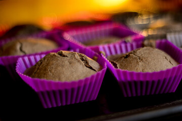 Brownie saliendo del horno