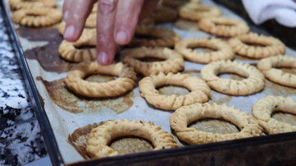 Moroccan Kaak Biscuits: Traditional Baking Process