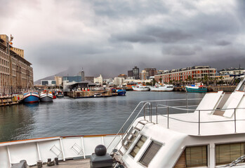 Fototapety na wymiar - Fototapeta24.pl