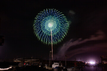 野村花火による秋の芸術花火