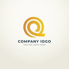 Q logo flat design modern royal concept 