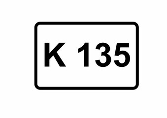 Illustration eines Kreisstra&szlig;enschildes der K 135 in Deutschland	