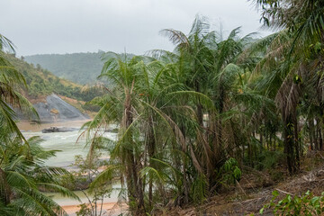 Fototapeta premium Paisagens do Rio Manhuaçú no Município de Aimorés Minas Gerais, brasil.