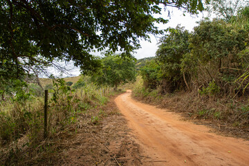 Paisagens do Rio Manhuaçú na localidade de Tabauna, municipio de Aimorés Minas Gerais, Brasil.