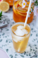 Black tea with fresh oranges