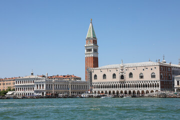 city grand canal