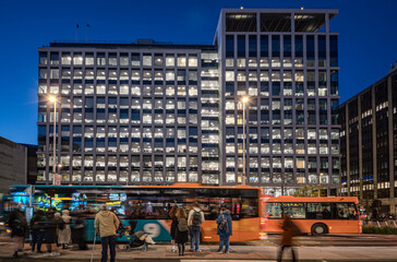 Cardiff am Abend