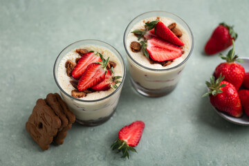 verrine dessert mousse fait maison sabayon fraise speculoos tiramisu