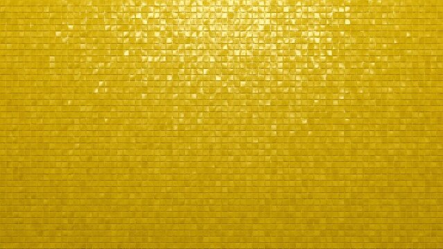 Wand aus golden schimmernden Kacheln