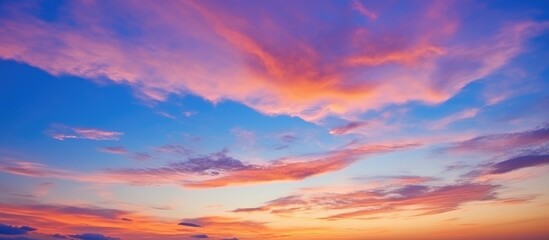 Fototapeta premium Majestic Sunset Sky with Colorful Cloudscape