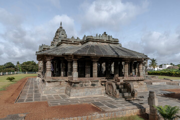 The Brahma Jinalaya, or Great Jain Temple of Lakkundi, is an early 11th century Mahavira temple in...