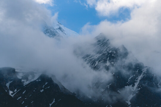 Mountain in Nepal, Annapurna Base Camp, Machapuchare Mountain, Annapurna Trekking, Travel in Nepal
