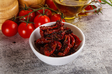 Homemade dry tomatoes with oil