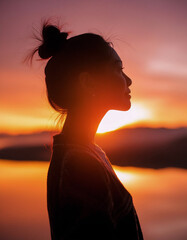 夕日背景のシルエット