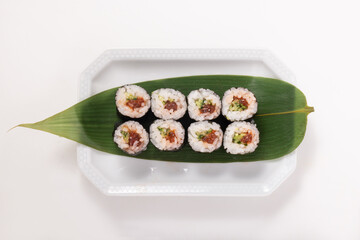 ［宮城県］マンボ巻（筋子とキュウリの巻寿司）