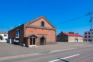 JR芽室駅近くに建つ十勝めむろ赤レンガ倉庫（北海道芽室町）