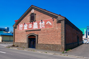 JR芽室駅近くに建つ十勝めむろ赤レンガ倉庫（北海道芽室町）