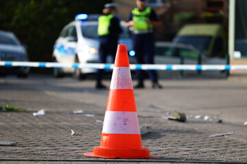 Miejsce przestępstwa - Taśma zabezpieczająca niebieska z napisem policja. Taśma policyjna. 