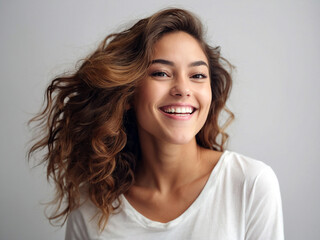 Naklejka premium Portrait photo of a beautiful woman with white background