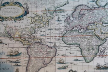 Vieille carte du monde