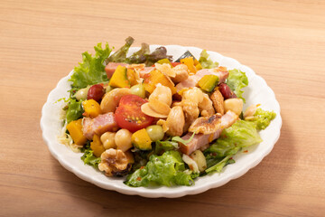 豆とカボチャのナッツサラダ