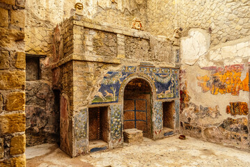 The ruins of the ancient city of Herculaneum, located at the foot of Mount Vesuvius.	
