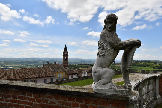 Views of Govone in the Langhe