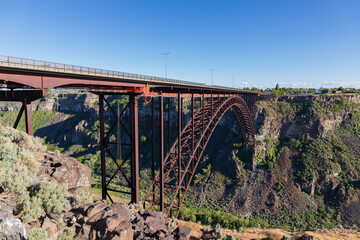 Perrine bridge over the river