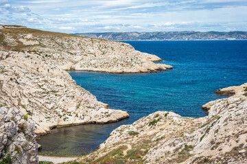 Paysage rocheux des iles du Frioul