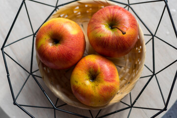 apples in a basket