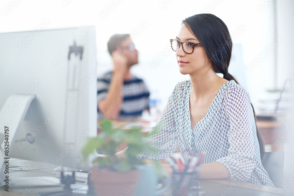Fototapete Creative, startup or woman on computer for solution, problem solving or online firewall. Technician reading, programming upgrade or web developer typing for troubleshooting or information technology