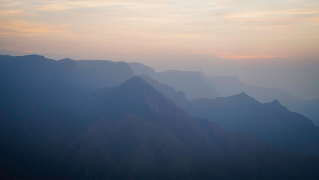 The Kolukkumalai Sunrise Trek leads you through the Kottagudi Tea Plantations located in Tamil Nadu&rsquo;s Theni district.