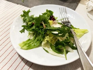 mixed green salad