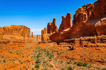 The huge figures and groups