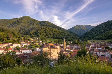 Obraz premium Village de SEIX dans l'Ariège