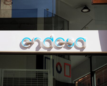 Endesa customer service office, with details of the company logo