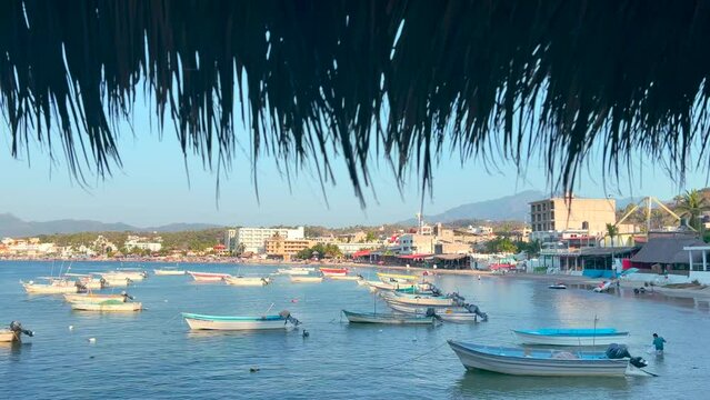 playeros y pescadores, espacios de cambio y mar. Mar azul y nostalgico.